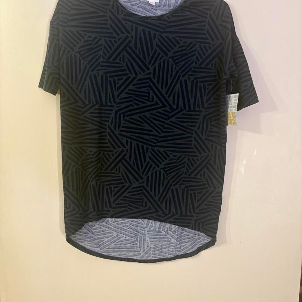 Lulu Roe Women's Black and Navy T-shirt